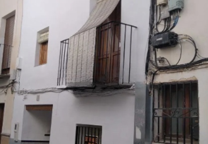 Landsbyhus i Baza, Granada, Baza - € 77.500 | Ref: 238 - foto 1